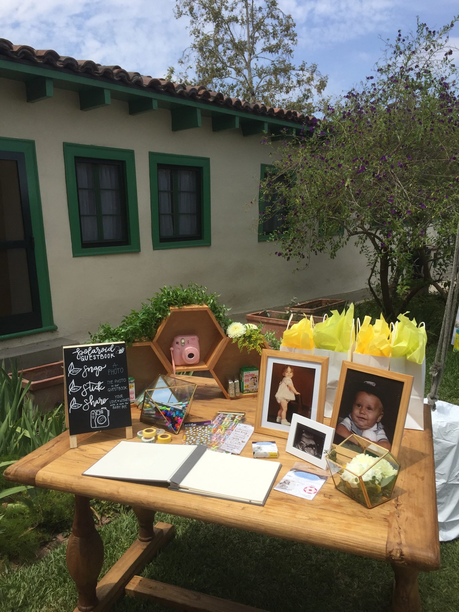 table setting baby shower