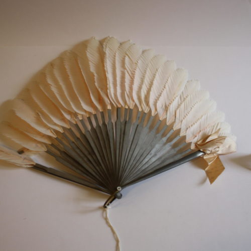 Flamingo Feather Fan